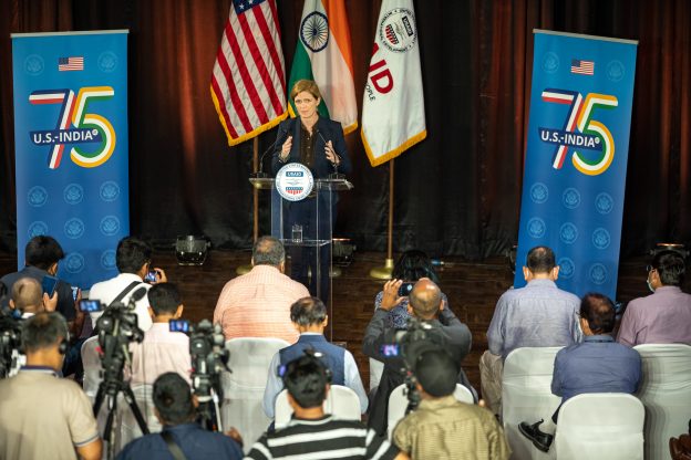 The Impact of Media on International&nbsp;Decision-Making